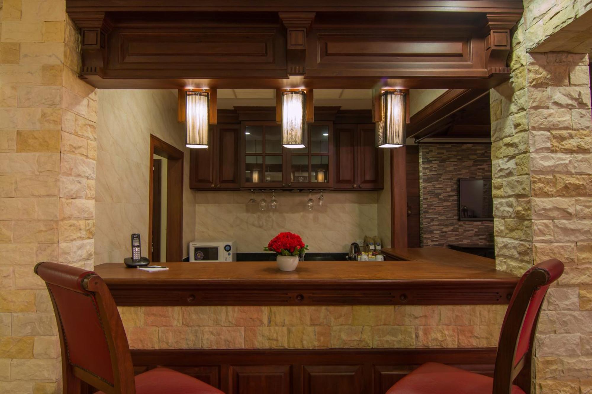 Palace Residence & Villa Siem Reap Room photo