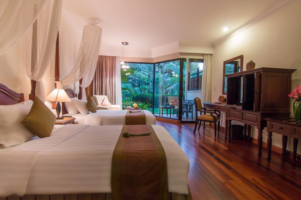 Palace Residence & Villa Siem Reap Exterior photo