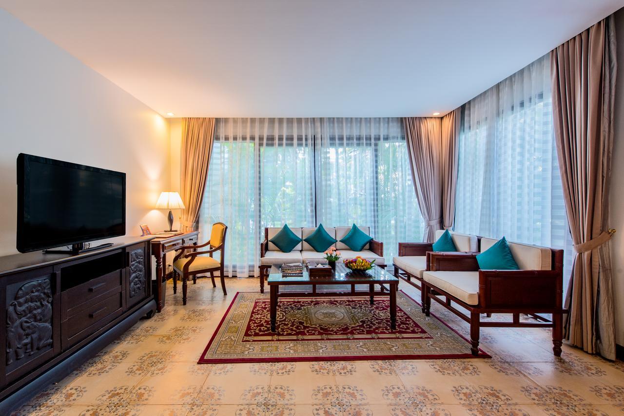 Palace Residence & Villa Siem Reap Exterior photo